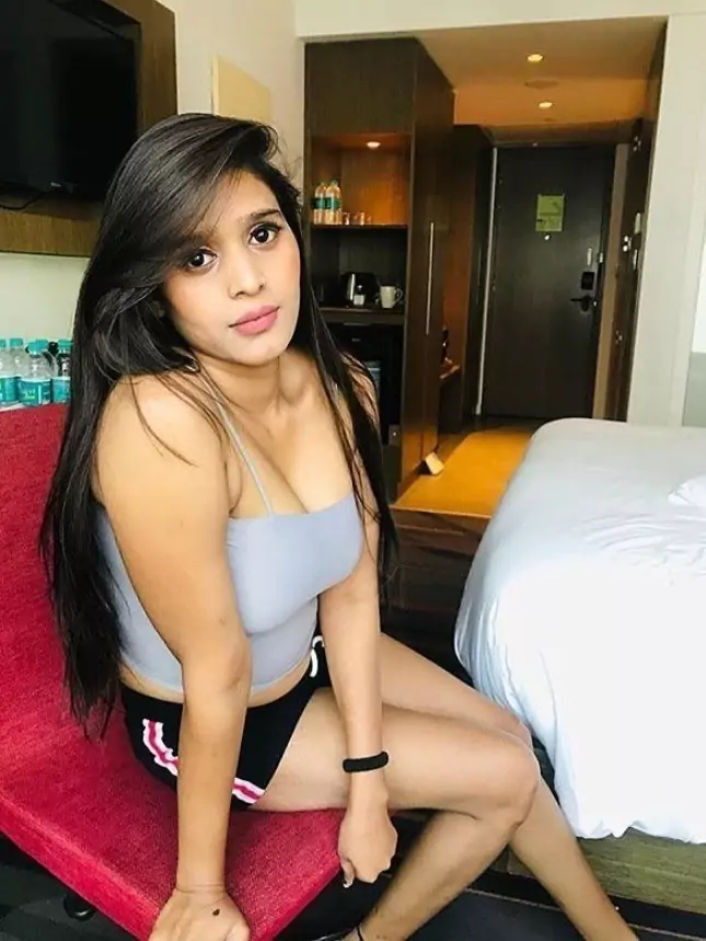 कॉल गर्ल्स सर्विस  राजमहेंद्रवरम (राजमुंदरी)